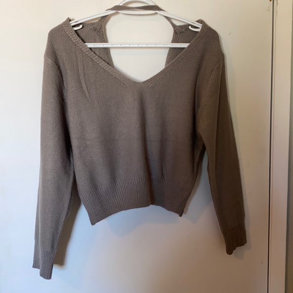 Twist Back knit sweater - Picture 1 of 2